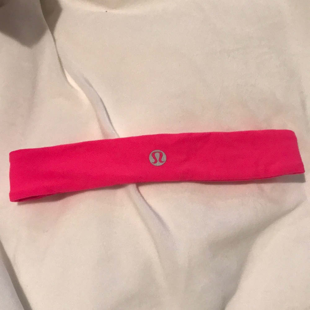 lululemon headband with silicone grip